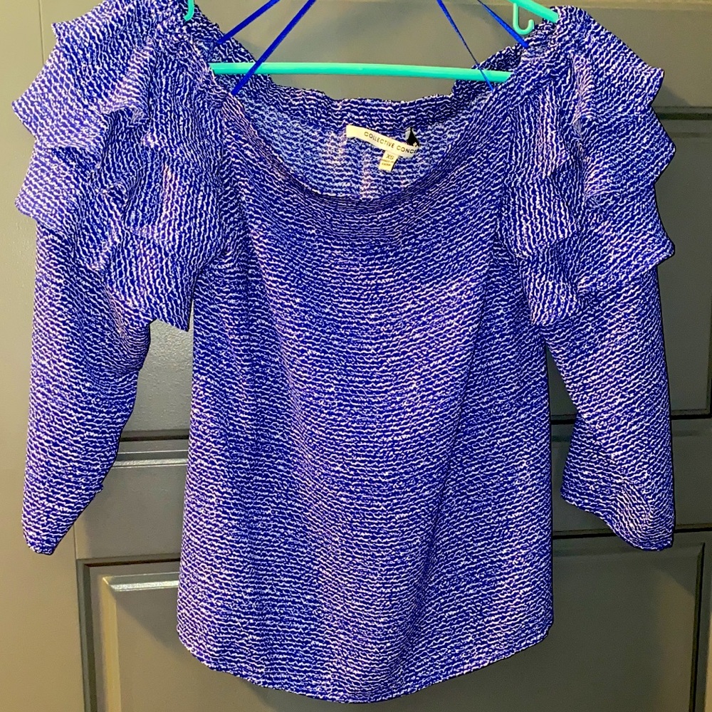 Off the shoulder blue top. XS